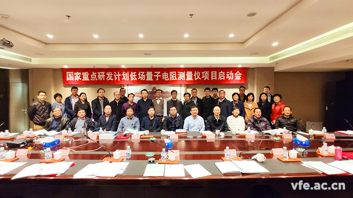 与会专家辅导合影 与会专家辅导合影