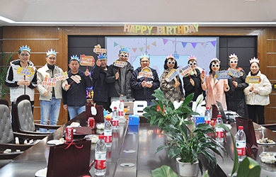 一岁一礼，，，，，，，，一寸沸腾——东升国际官网电气第一季度职工生日会圆满实现